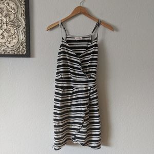 Universal Threads Black and White Stripe dress